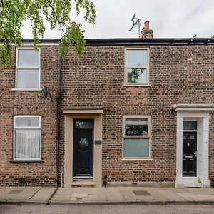Holiday home Swan House: Central City Retreat With Free Parking, York